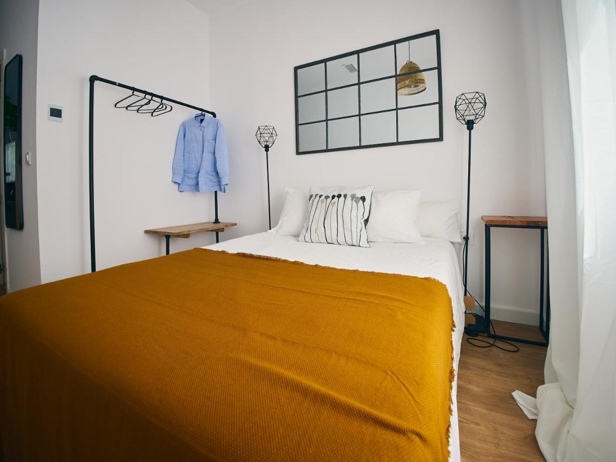 Pelicano Seville Apartments Экстерьер фото