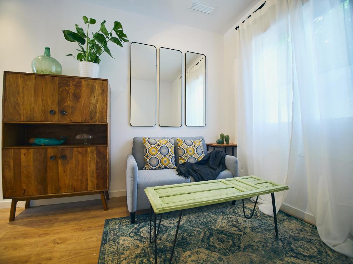 Pelicano Seville Apartments Экстерьер фото