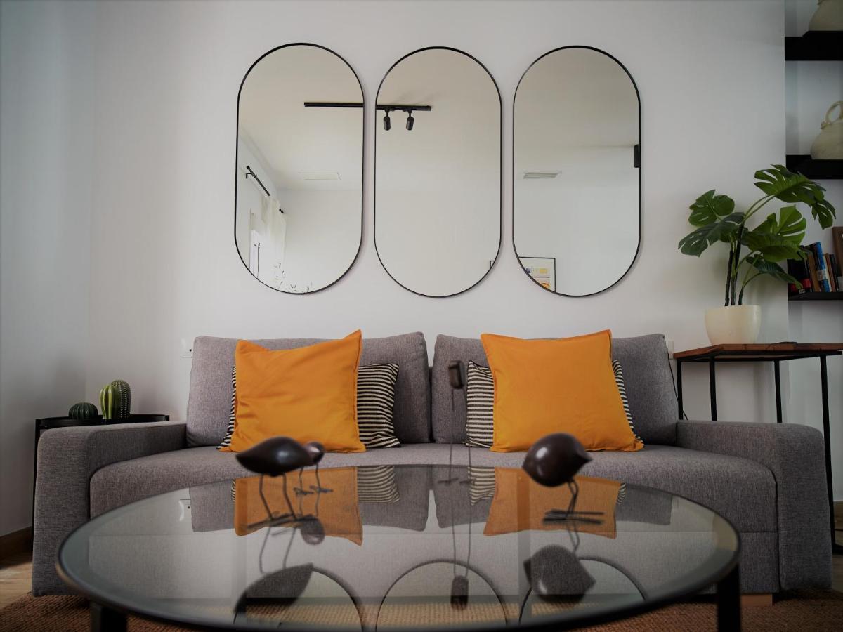 Pelicano Seville Apartments Экстерьер фото